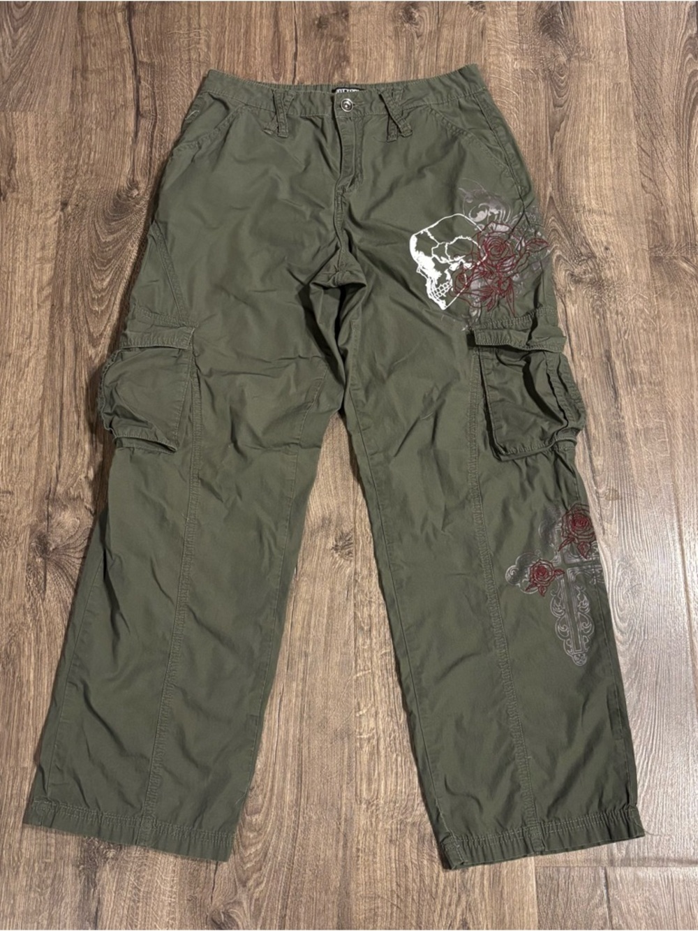 Hot Topic Green Cargo Pants Skull Rose Cross Graphic Goth Grudge Y2K Womens 7